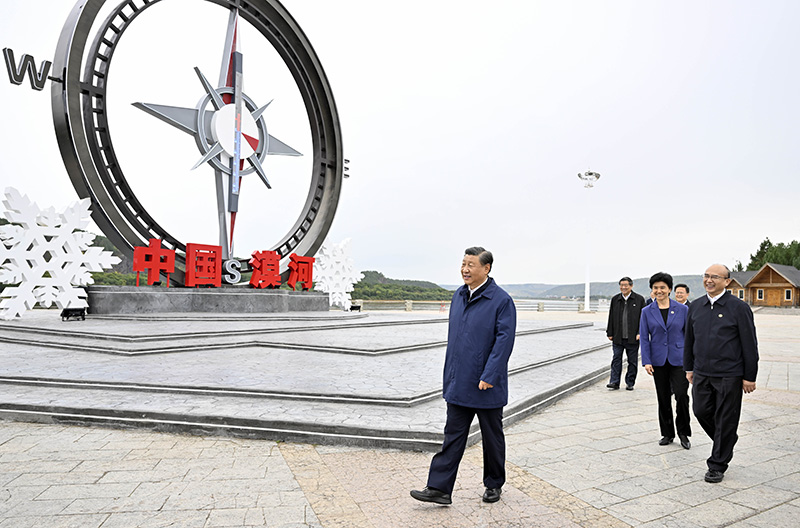 9月6日至8日，中共中央總書記、國家主席、中央軍委主席習(xí)近平在黑龍江考察。這是6日下午，習(xí)近平在大興安嶺地區(qū)漠河市北極村考察。